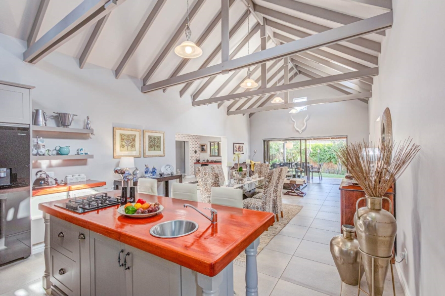 3 Bedroom Property for Sale in Brenton On Lake Western Cape